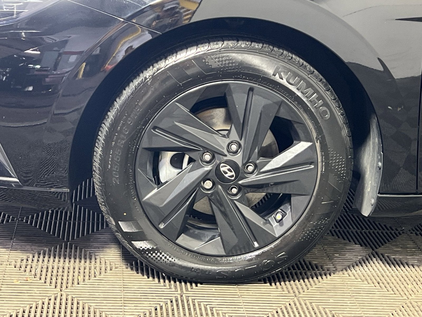 2023 Hyundai Elantra Hybrid Blue