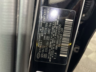 2023 Hyundai Elantra Hybrid Blue