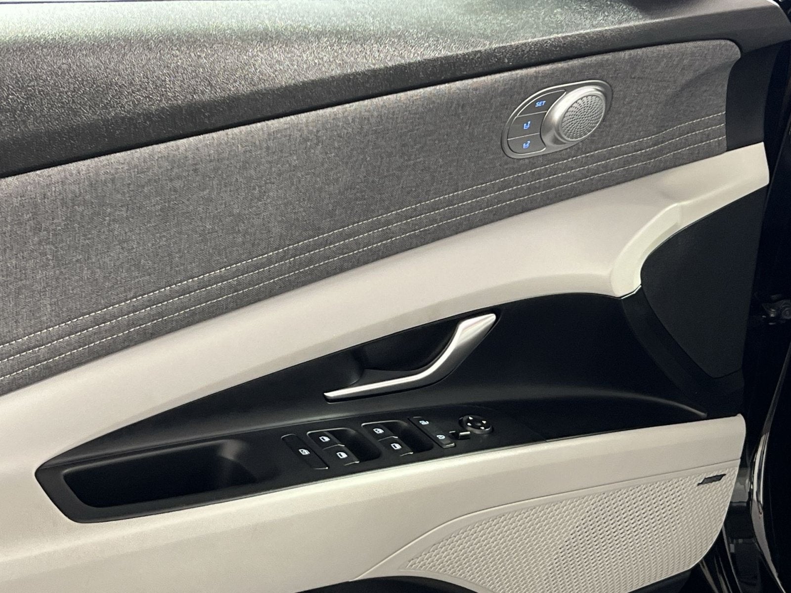 2022 Hyundai Elantra Hybrid Limited