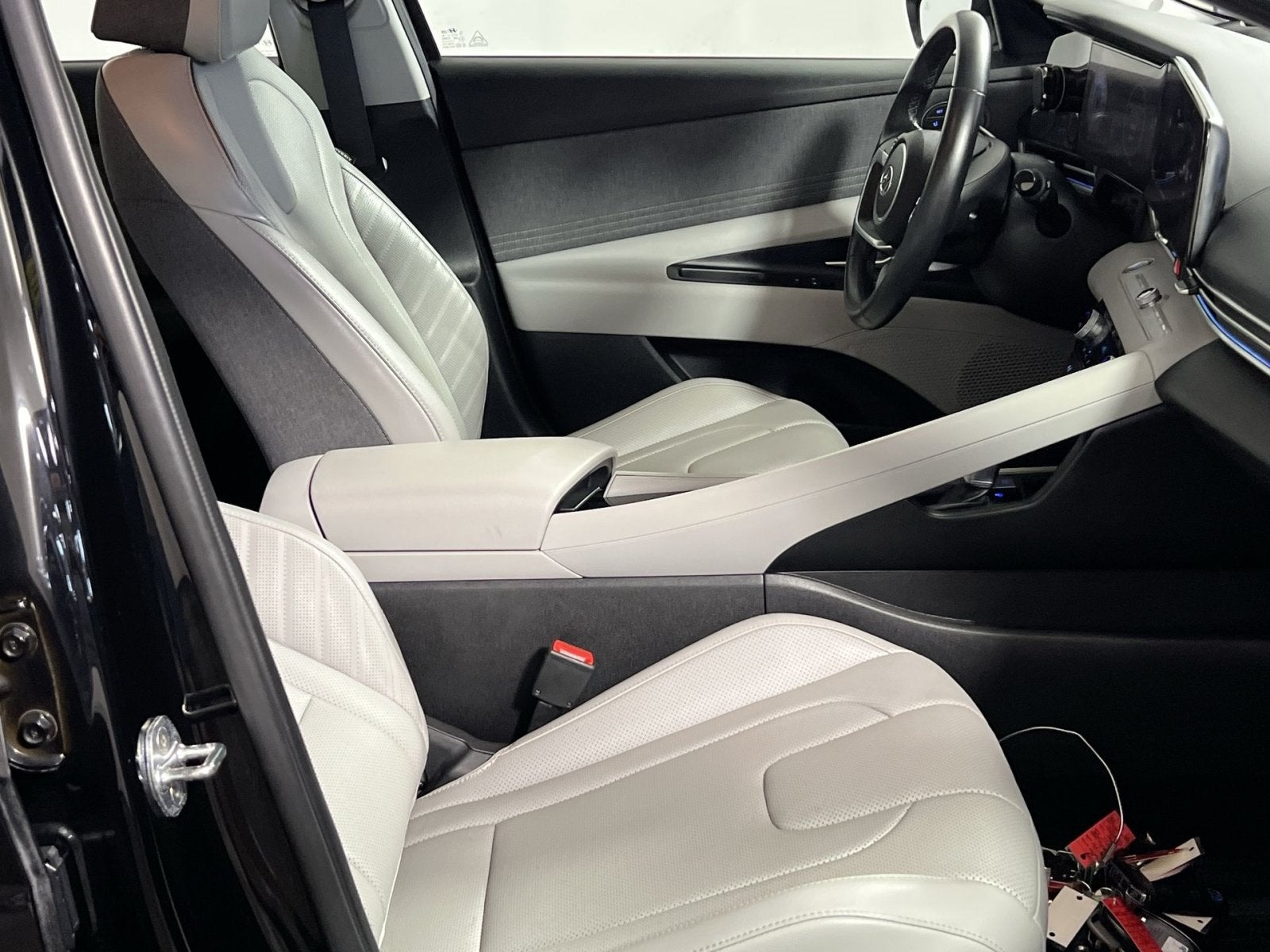 2022 Hyundai Elantra Hybrid Limited