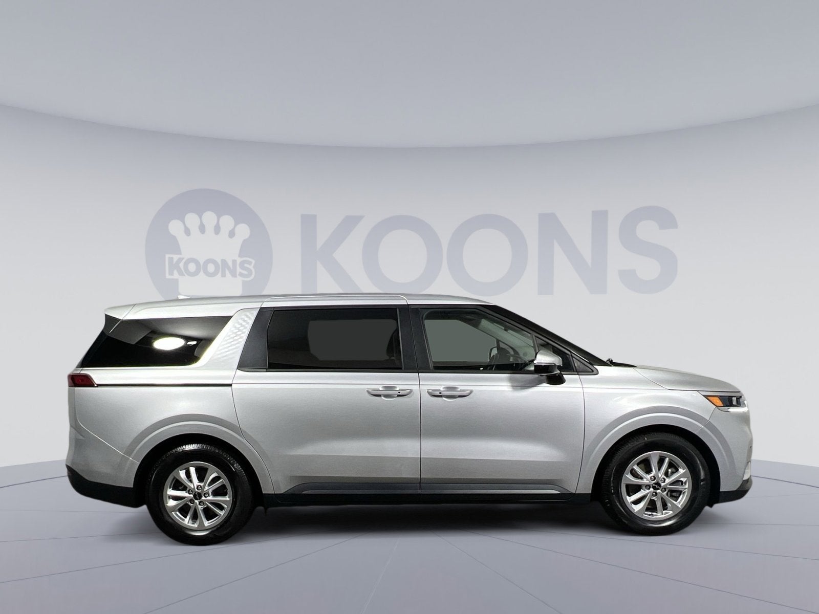 2022 Kia Carnival LXS