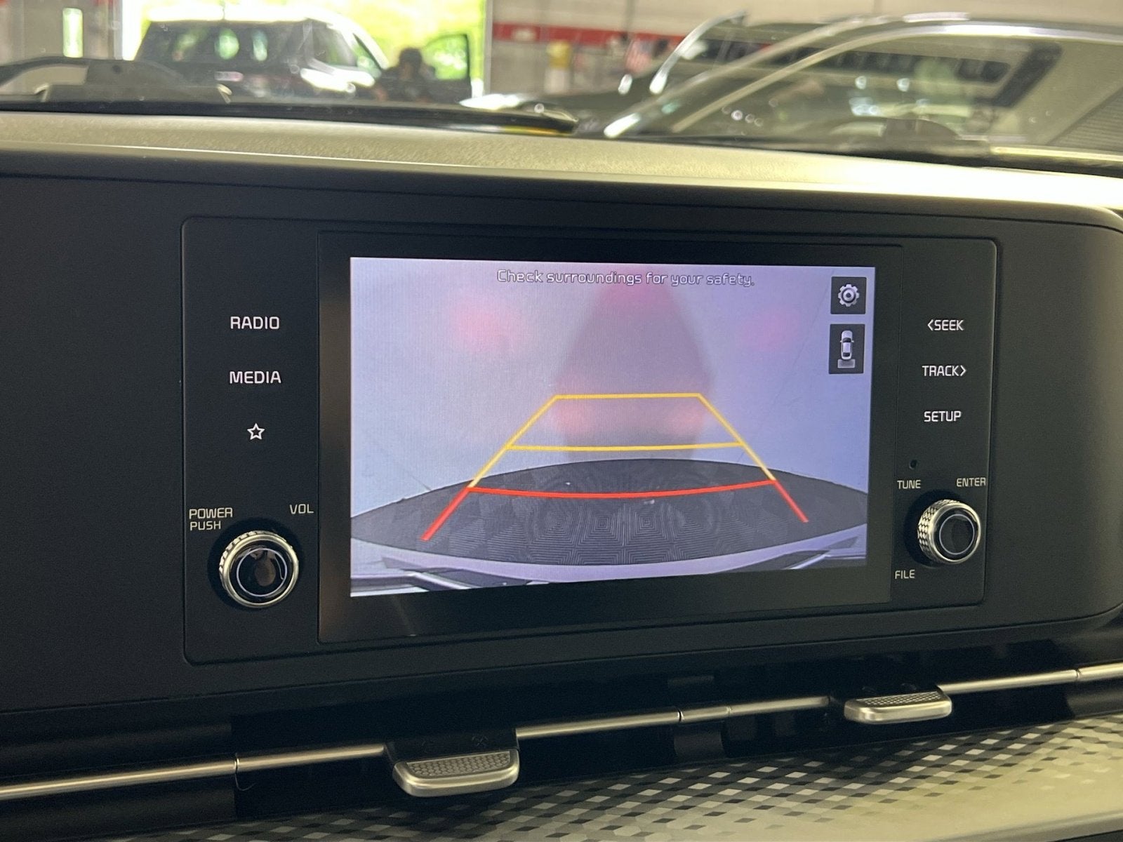 2022 Kia Carnival LXS