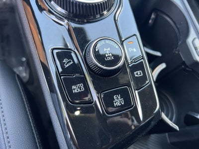 2023 Kia Sportage Plug-In Hybrid X-Line