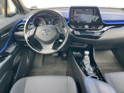 2021 Toyota C-HR XLE