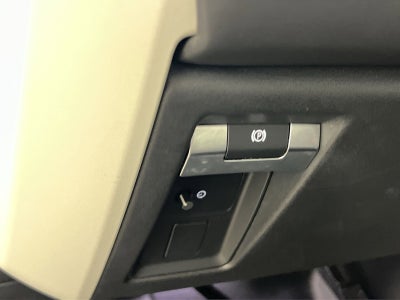 2024 Land Rover Defender 110 S