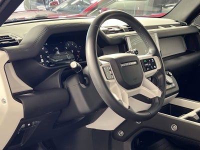 2025 Land Rover Defender 110 S