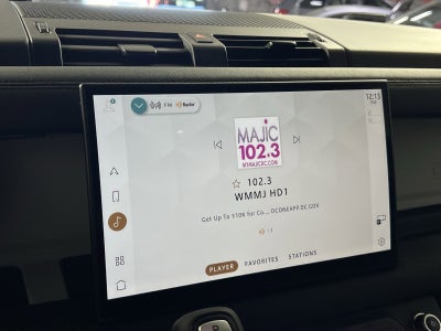 2025 Land Rover Defender 110 S