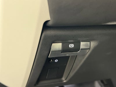 2025 Land Rover Defender 110 S