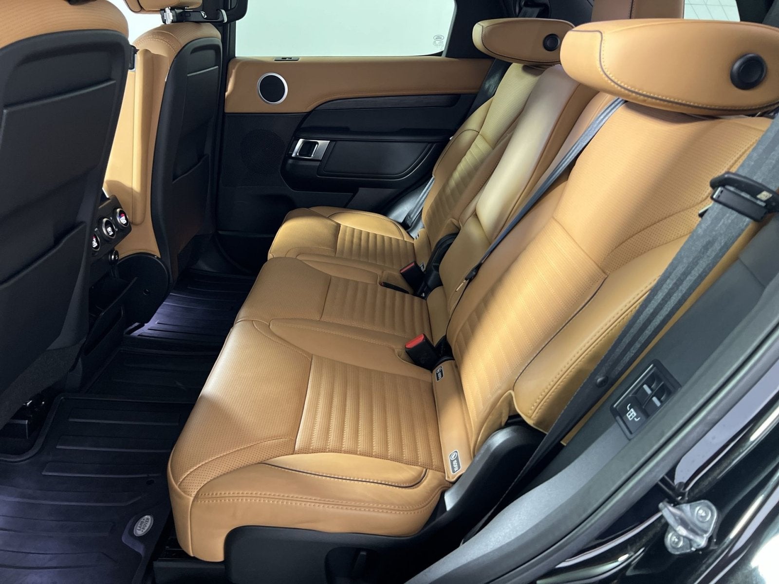 2018 Land Rover Discovery HSE Luxury