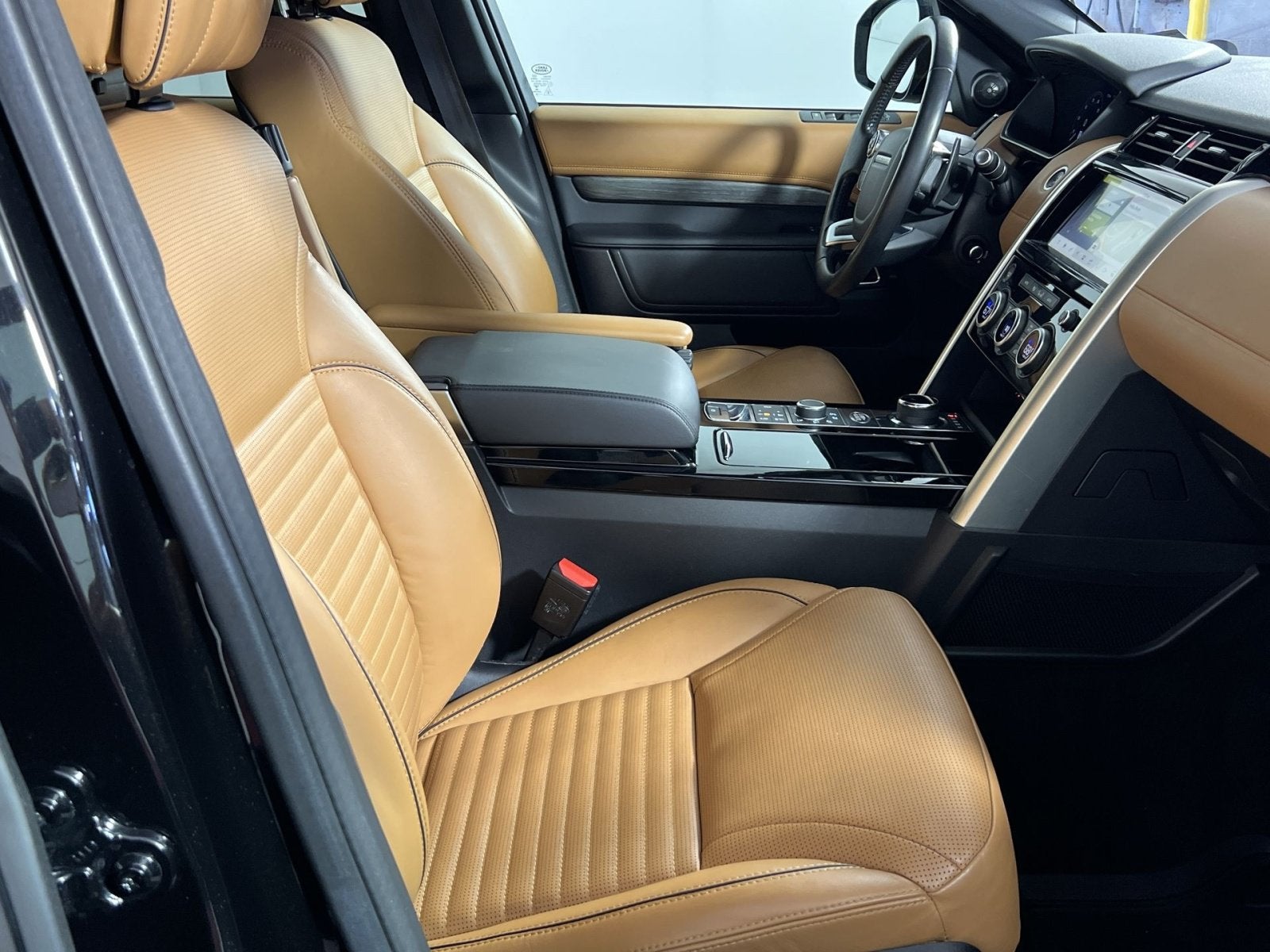 2018 Land Rover Discovery HSE Luxury