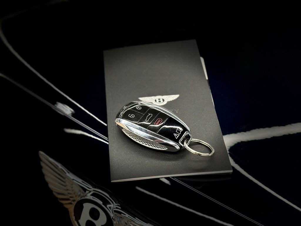 2022 Bentley Flying Spur Hybrid Base