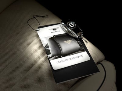 2022 Bentley Flying Spur Hybrid Base