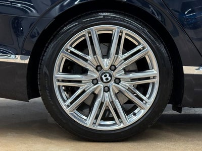 2022 Bentley Flying Spur Hybrid Base