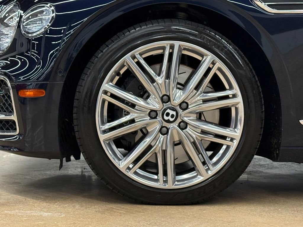 2022 Bentley Flying Spur Hybrid Base