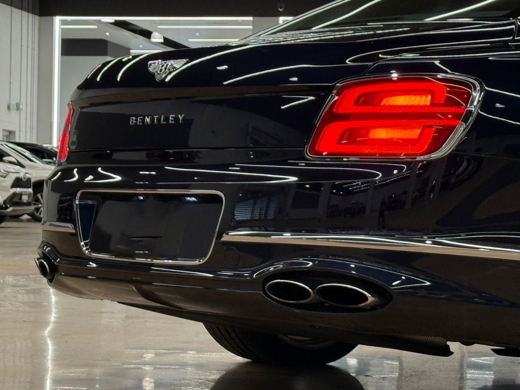 2022 Bentley Flying Spur Hybrid Base