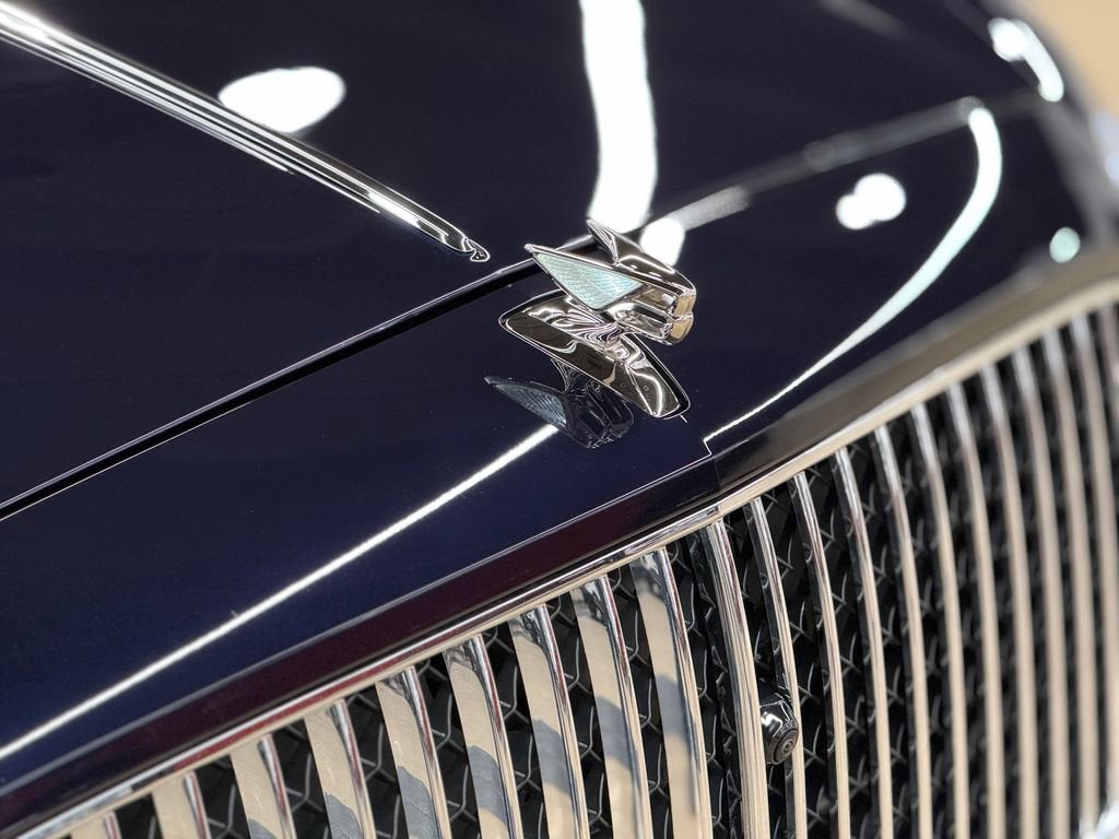 2022 Bentley Flying Spur Hybrid Base