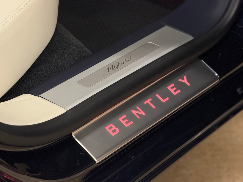 2022 Bentley Flying Spur Hybrid Base