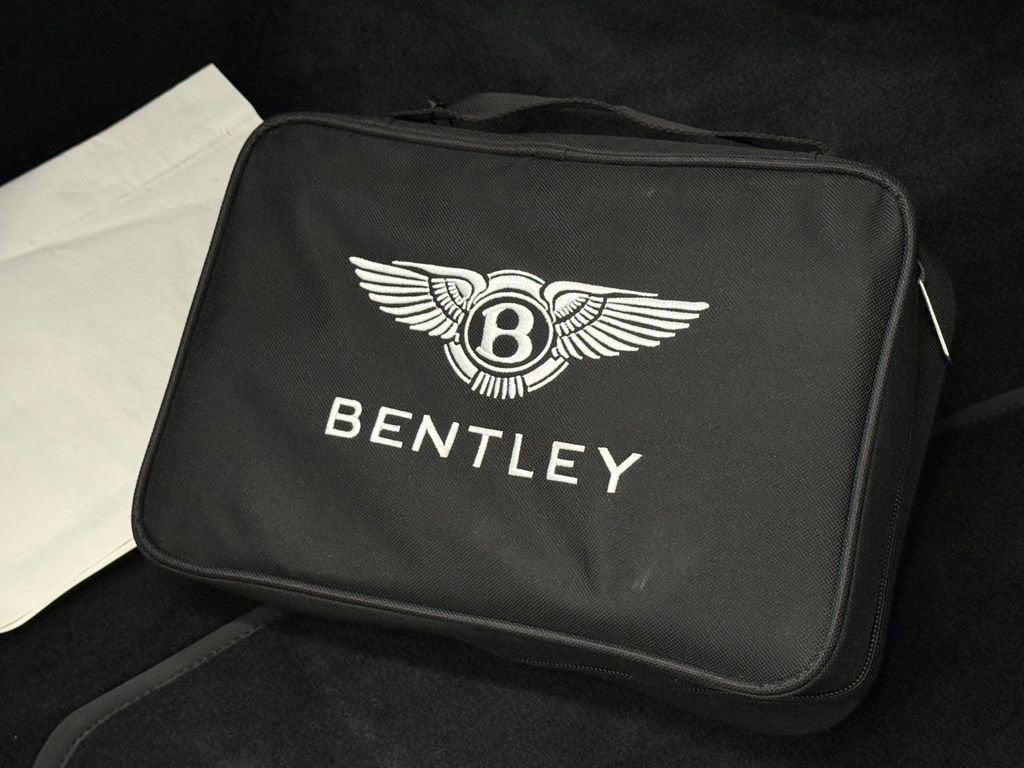 2022 Bentley Flying Spur Hybrid Base