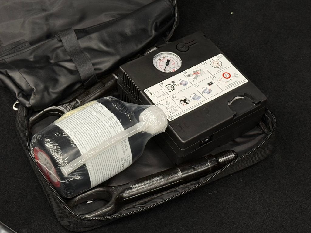 2022 Bentley Flying Spur Hybrid Base