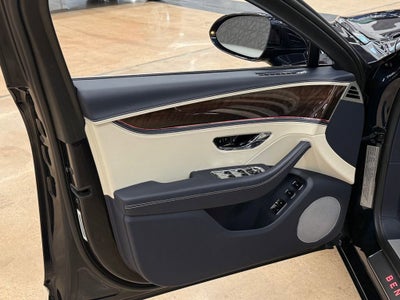 2022 Bentley Flying Spur Hybrid Base