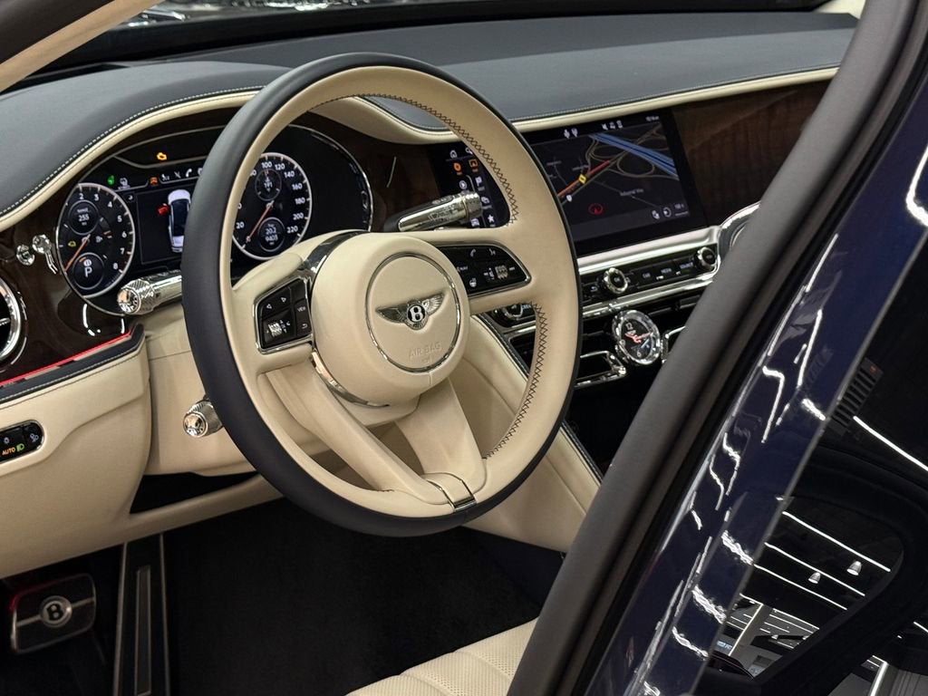 2022 Bentley Flying Spur Hybrid Base