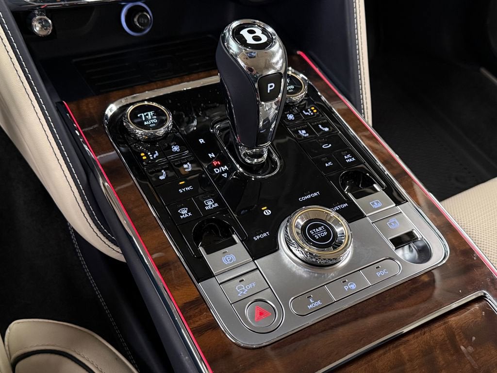 2022 Bentley Flying Spur Hybrid Base