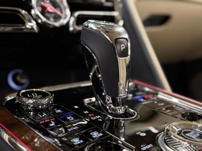 2022 Bentley Flying Spur Hybrid Base