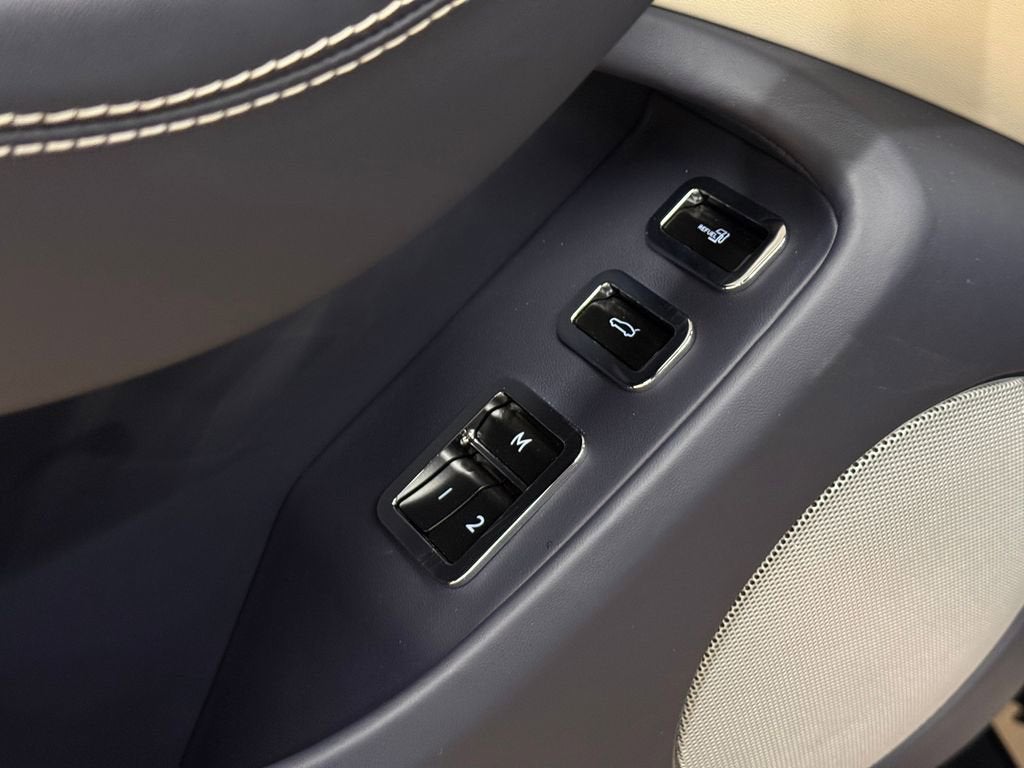 2022 Bentley Flying Spur Hybrid Base