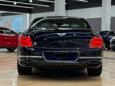 2022 Bentley Flying Spur Hybrid Base