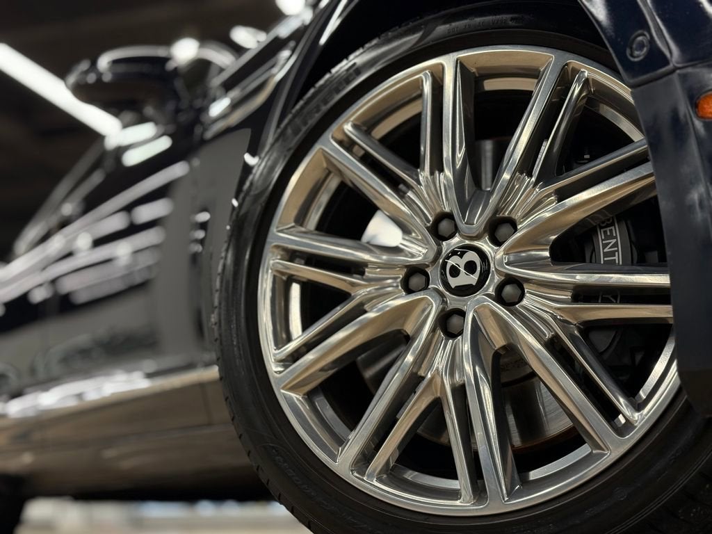 2022 Bentley Flying Spur Hybrid Base