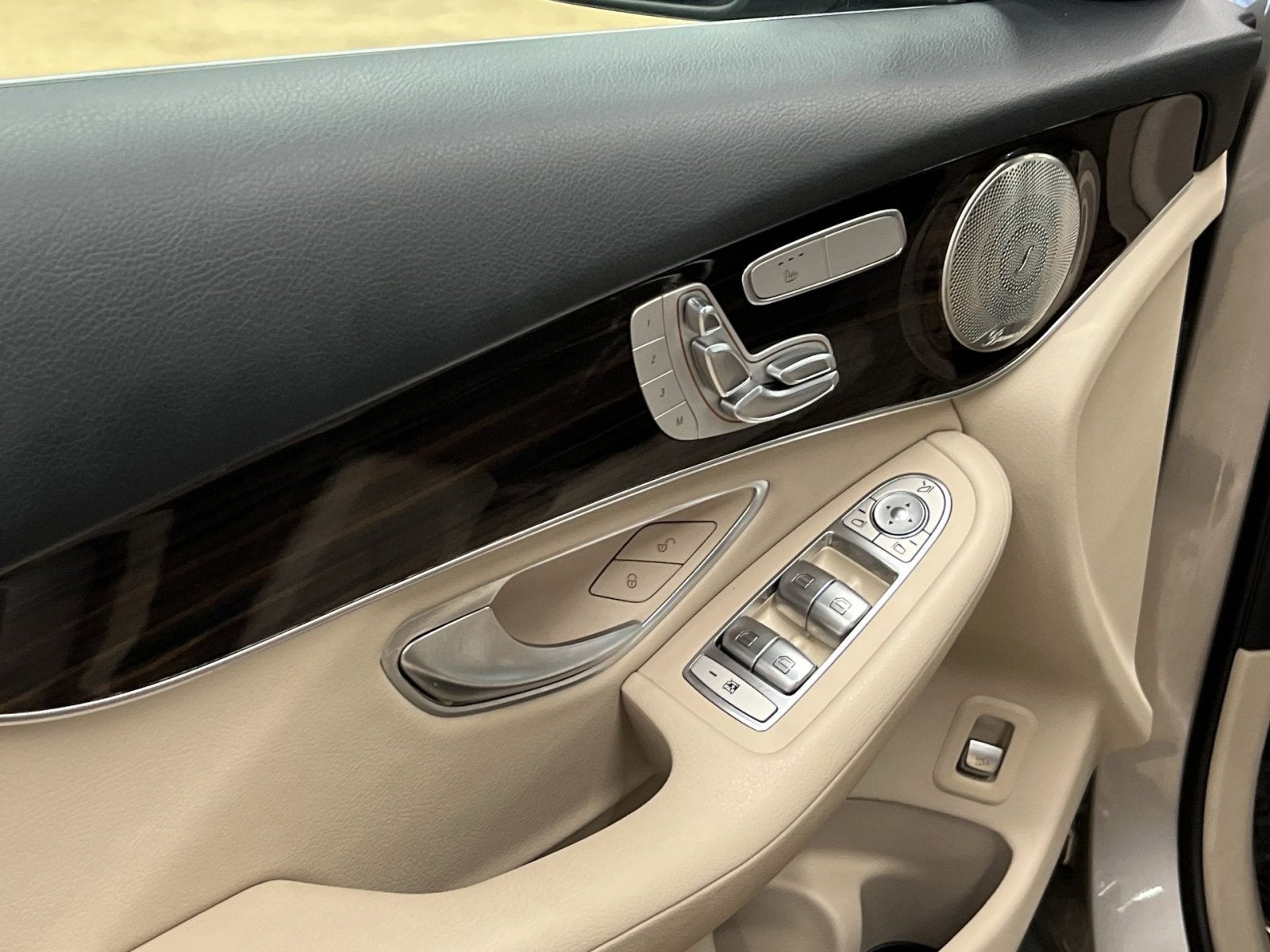 2021 Mercedes-Benz GLC GLC 300