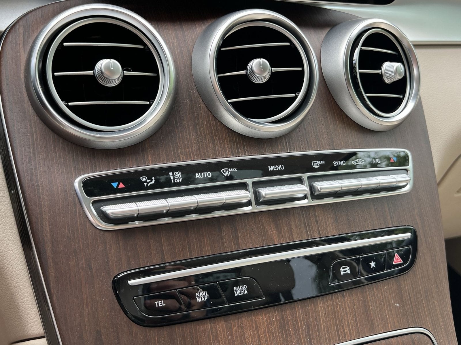 2022 Mercedes-Benz GLC GLC 300