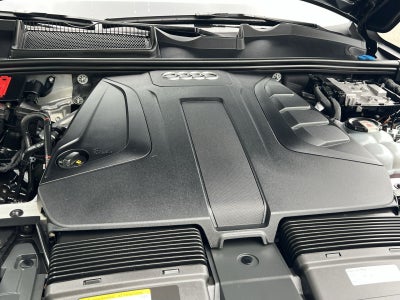 2023 Audi Q7 45 Premium
