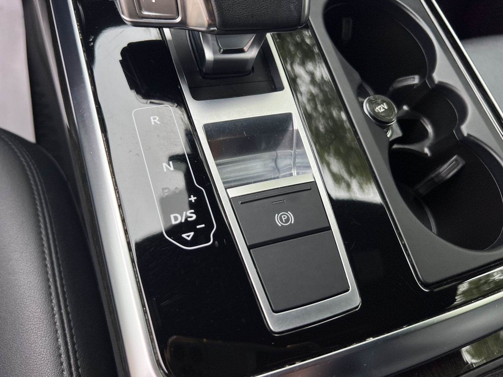 2023 Audi Q7 45 Premium