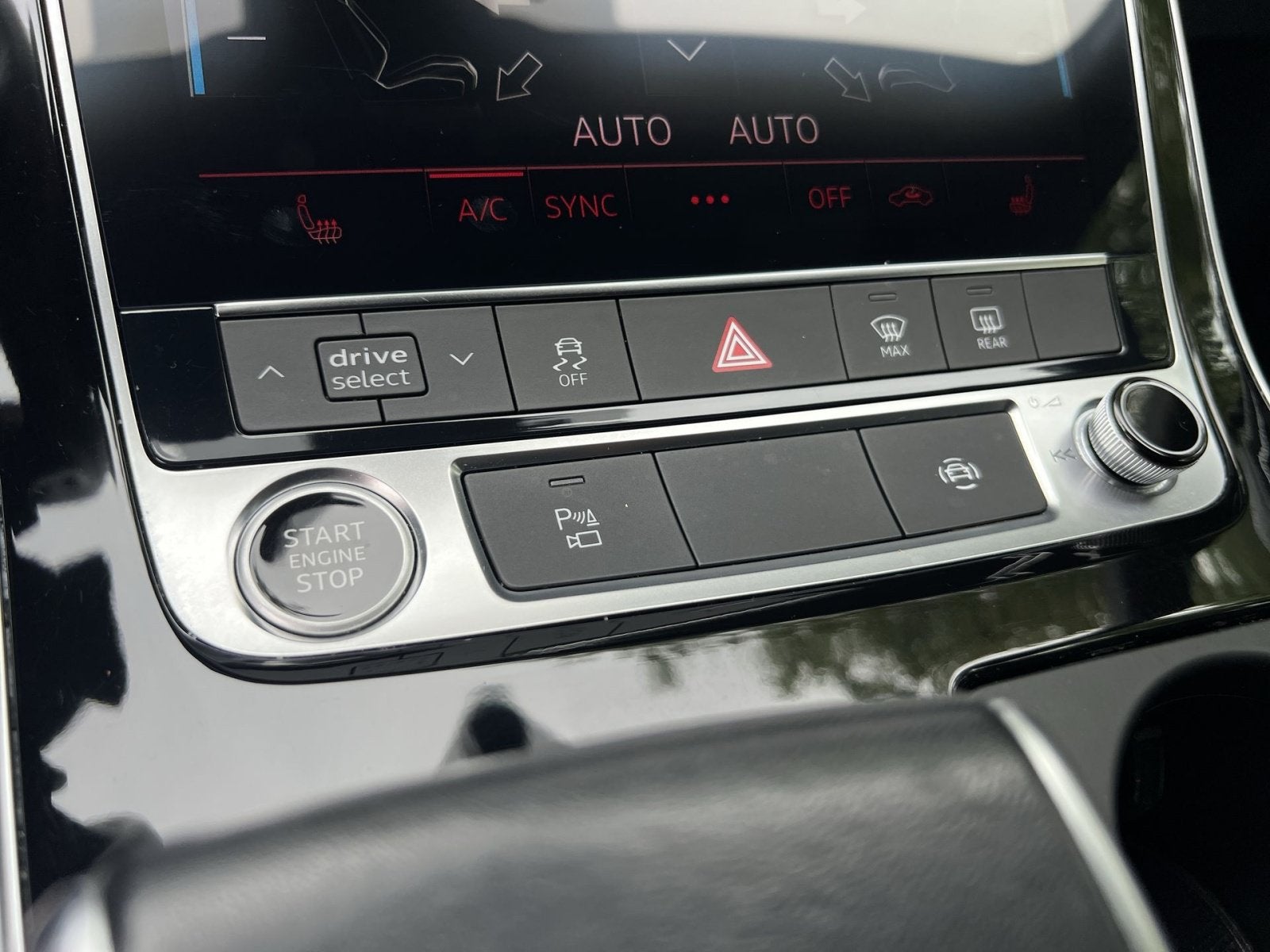 2023 Audi Q7 45 Premium