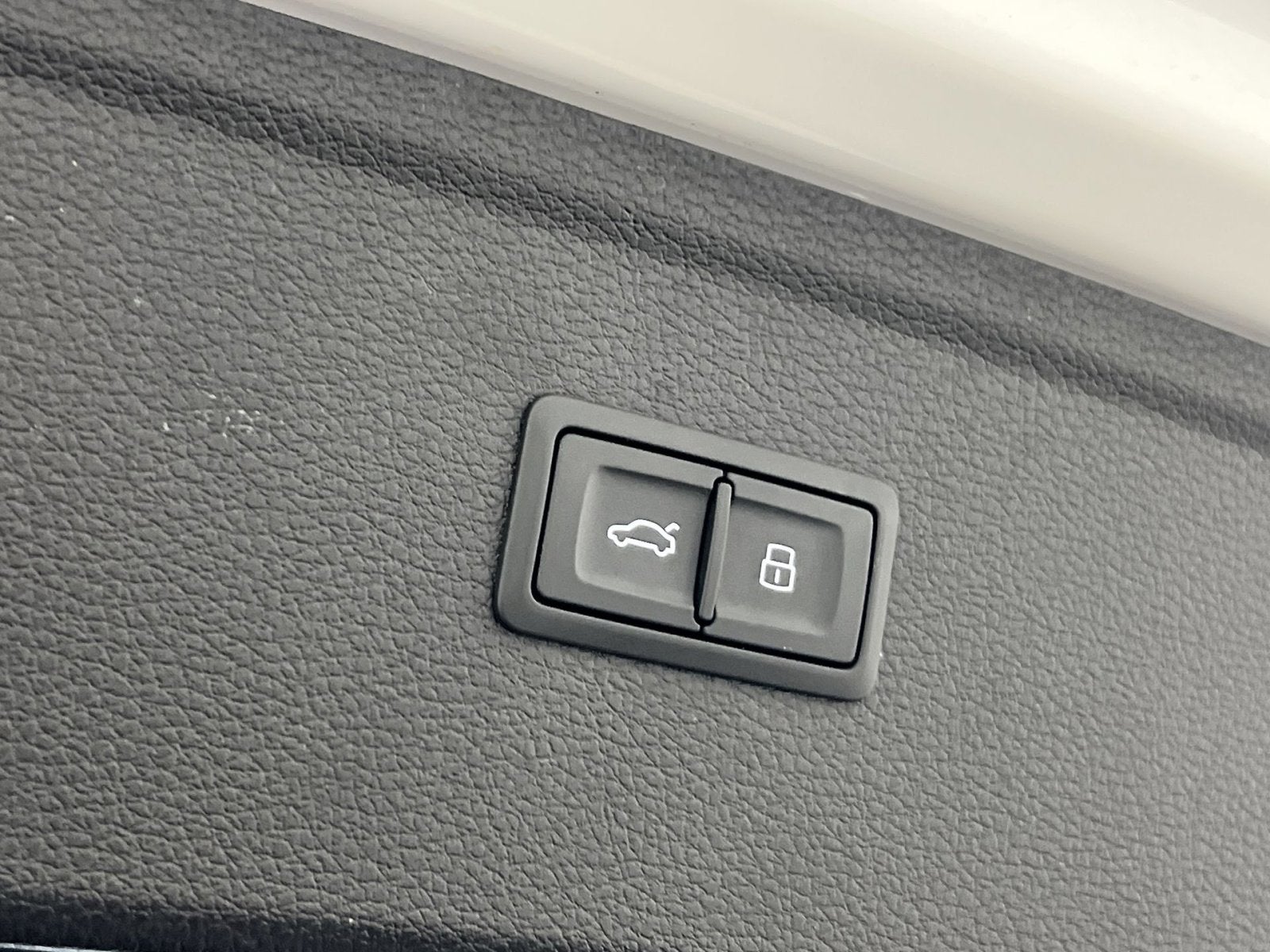 2024 Audi Q5 45 S line Premium Plus