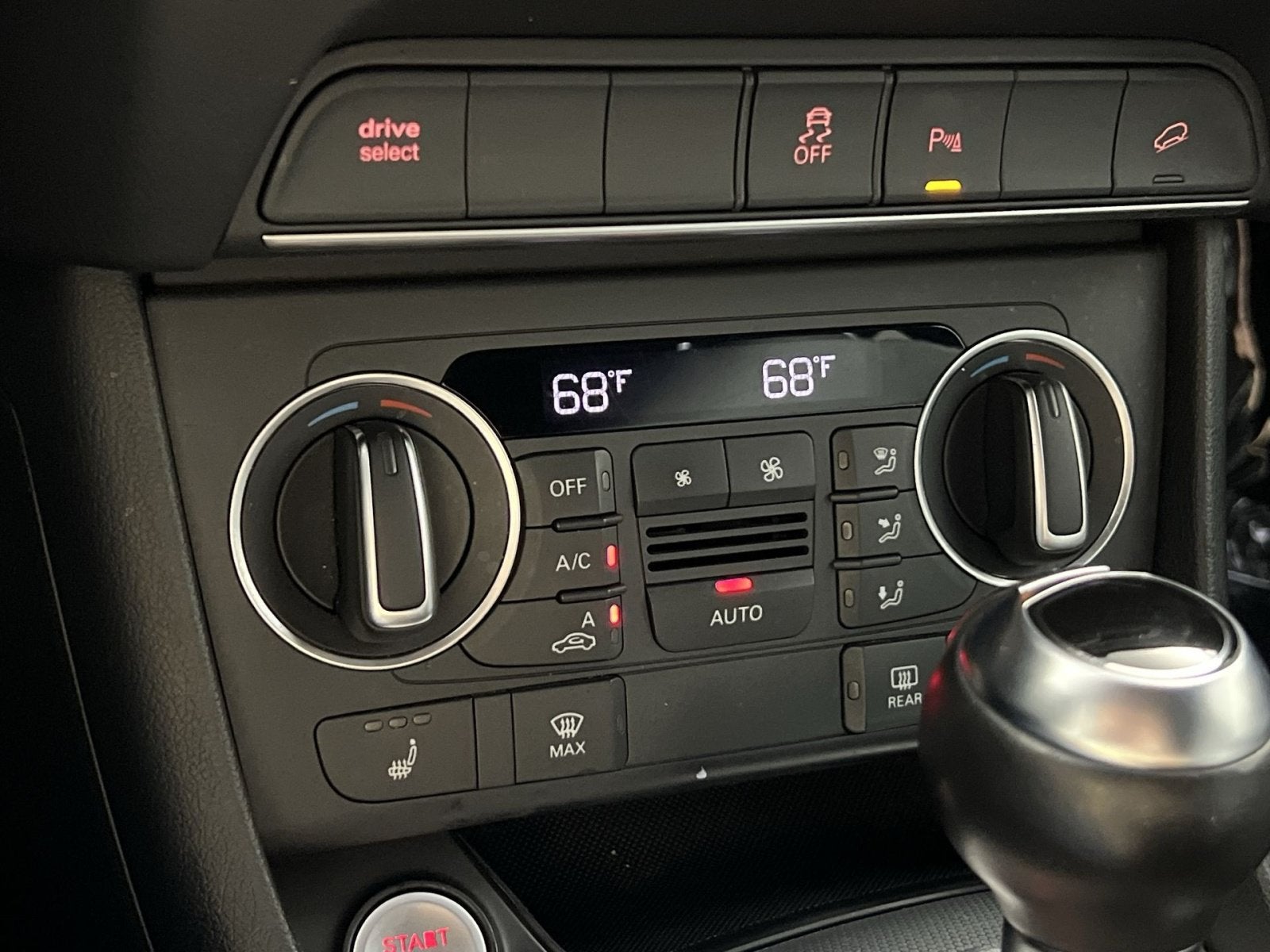 2016 Audi Q3 2.0T Prestige
