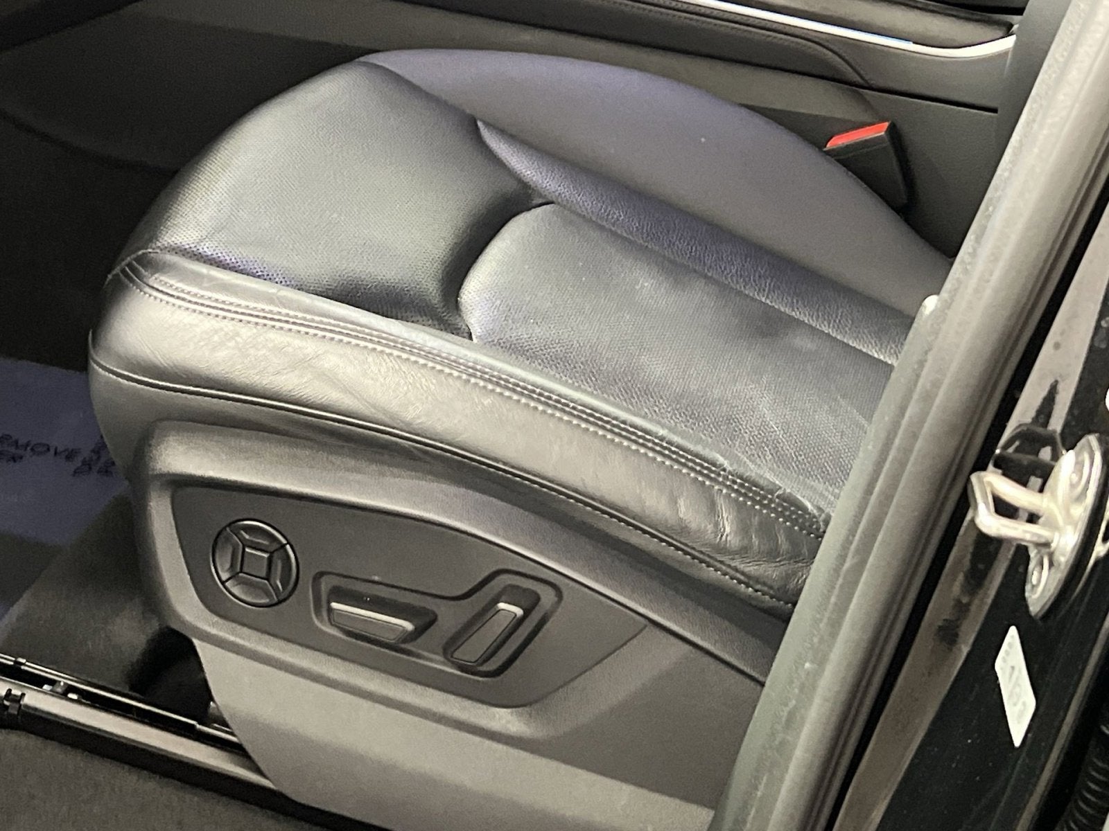 2023 Audi Q7 45 Premium Plus