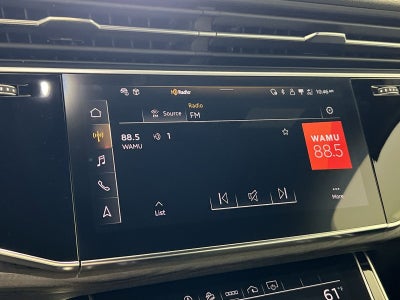 2023 Audi Q7 45 Premium Plus