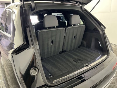 2023 Audi Q7 45 Premium Plus