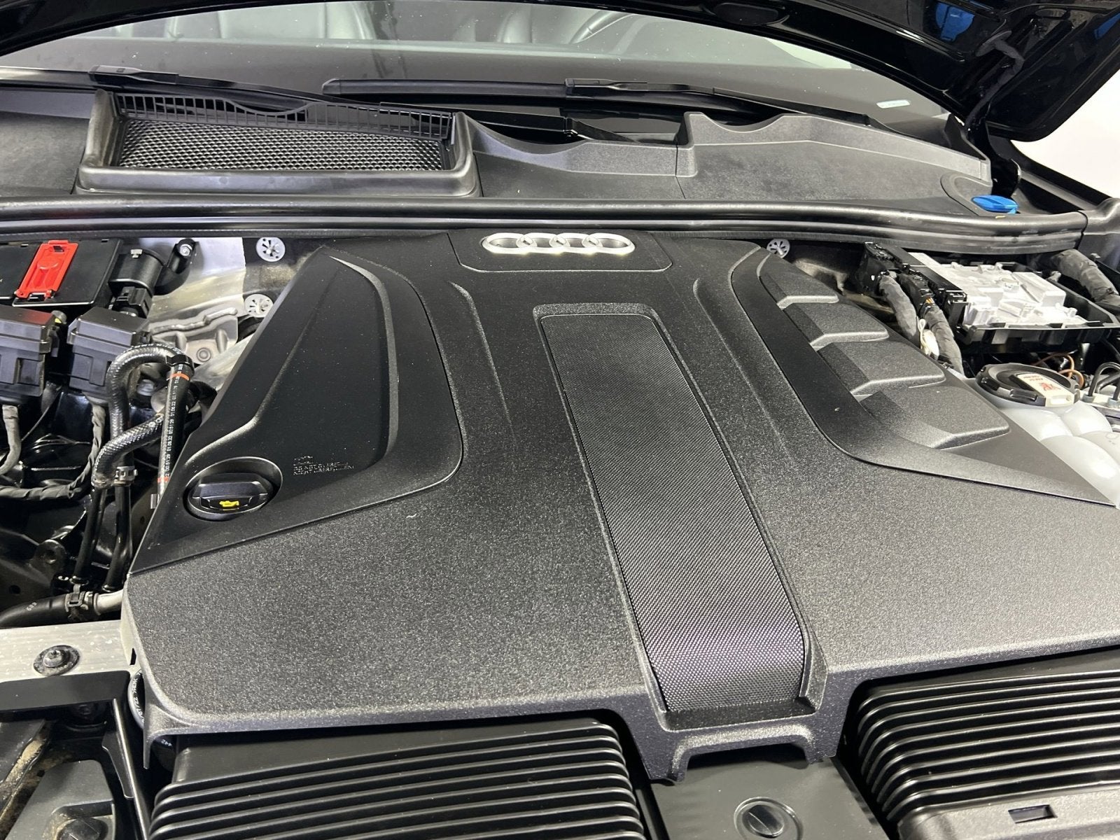 2023 Audi Q7 45 Premium Plus