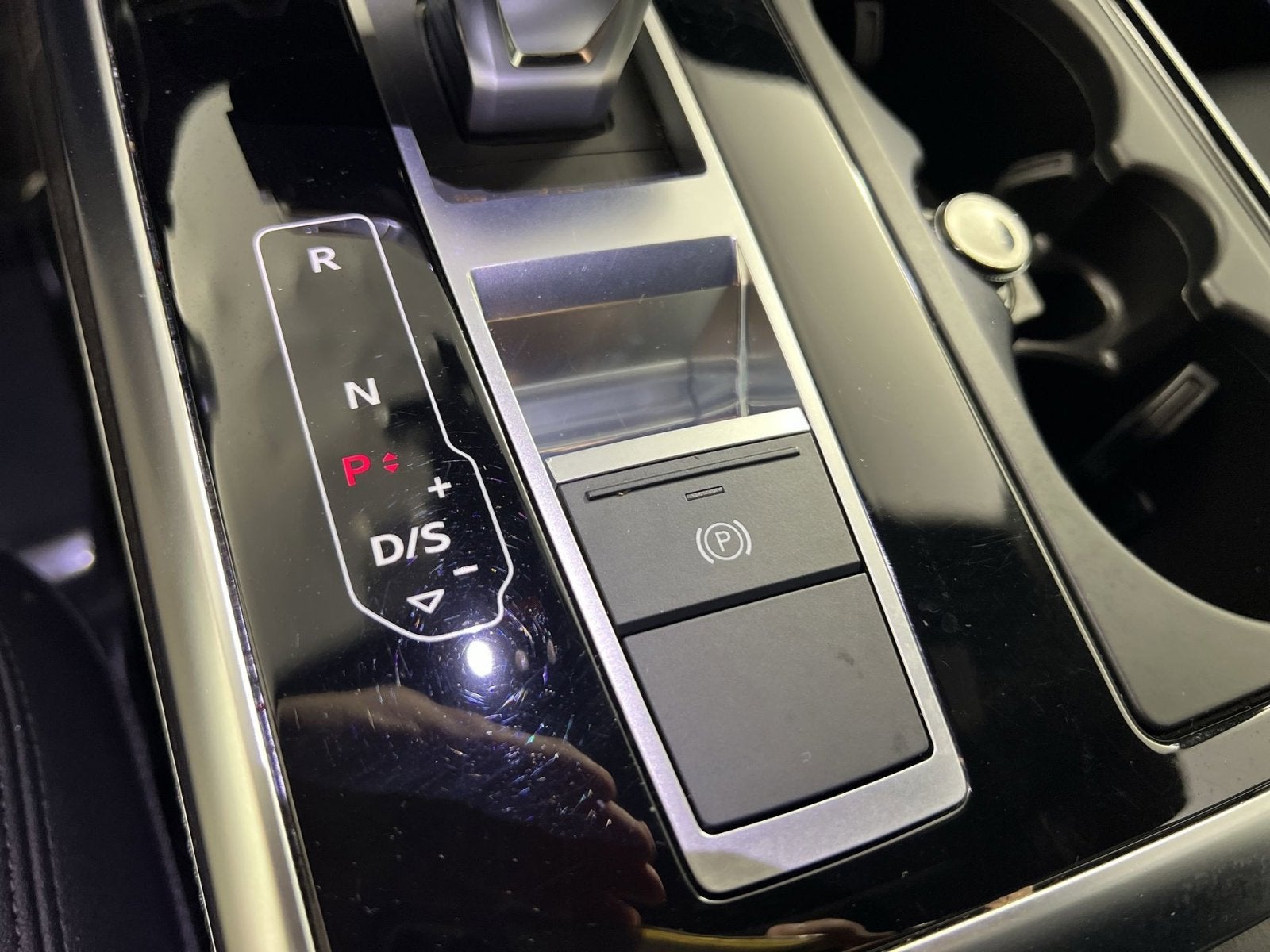 2023 Audi Q7 45 Premium Plus