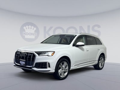 2022 Audi Q7 45 Premium Plus