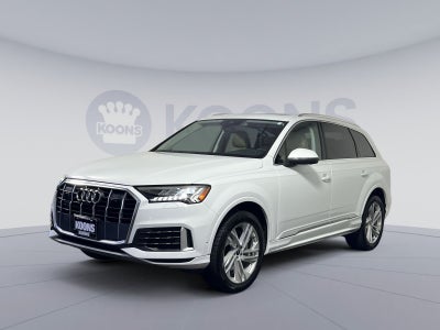 2022 Audi Q7 45 Premium Plus
