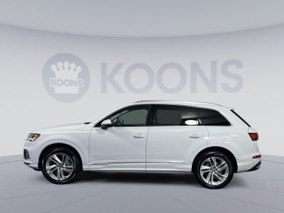 2022 Audi Q7 45 Premium Plus
