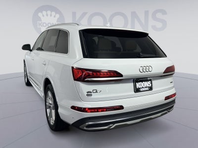 2022 Audi Q7 45 Premium Plus