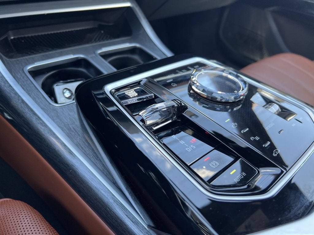 2024 BMW 7 Series 760i xDrive