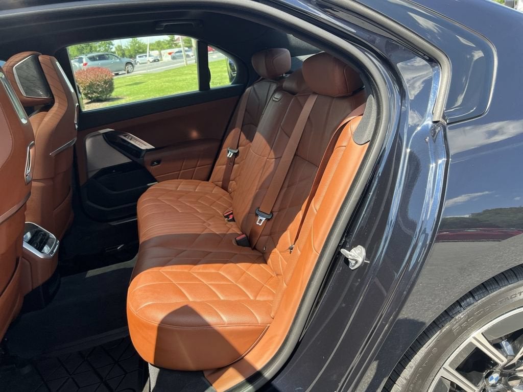 2024 BMW 7 Series 760i xDrive