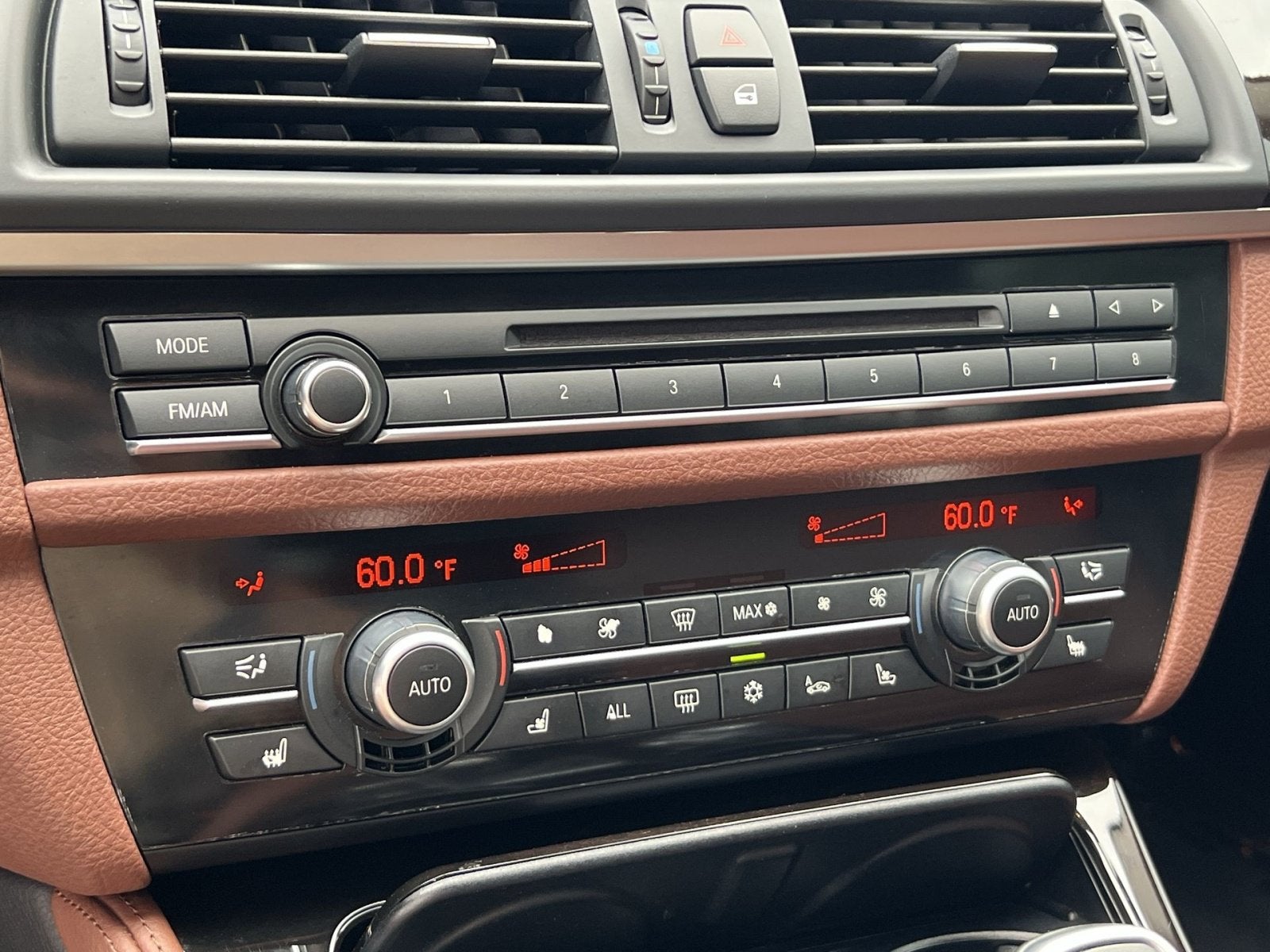 2011 BMW 5 Series 550i