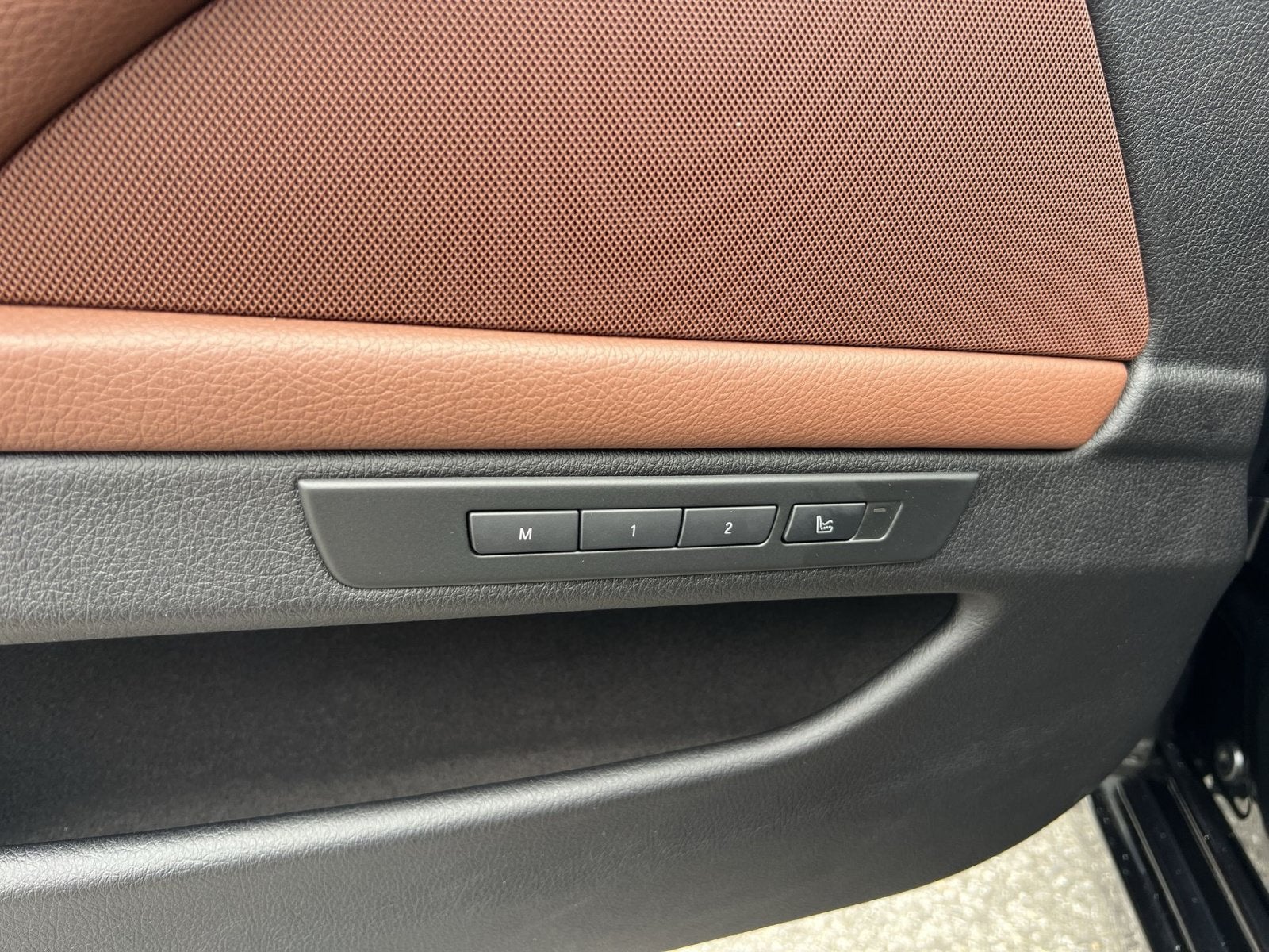2011 BMW 5 Series 550i
